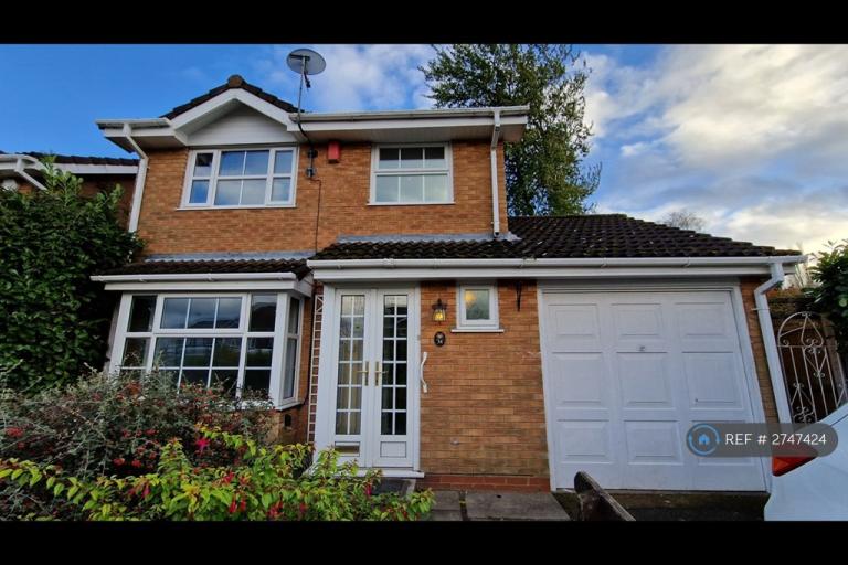 3 bedroom house in Sunnybank Close, Aldridge, Walsall, WS9 (3 bed) (#2747424)