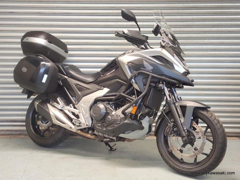 2022 Honda NC750X, Full GIVI luggage