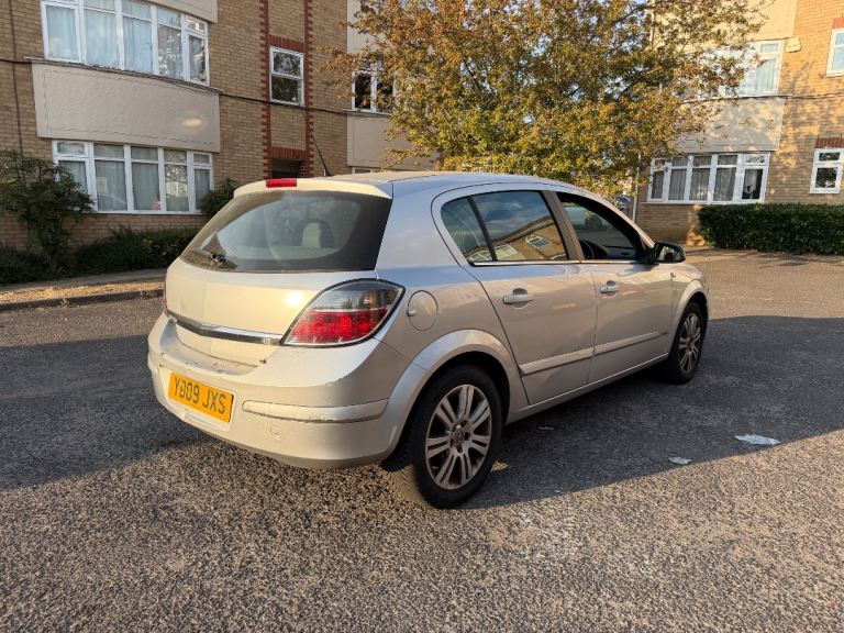 2009 VAUXHALL ASTRA 1.8 AUTOMATIC | LONG MOT | EXCELLENT CAR