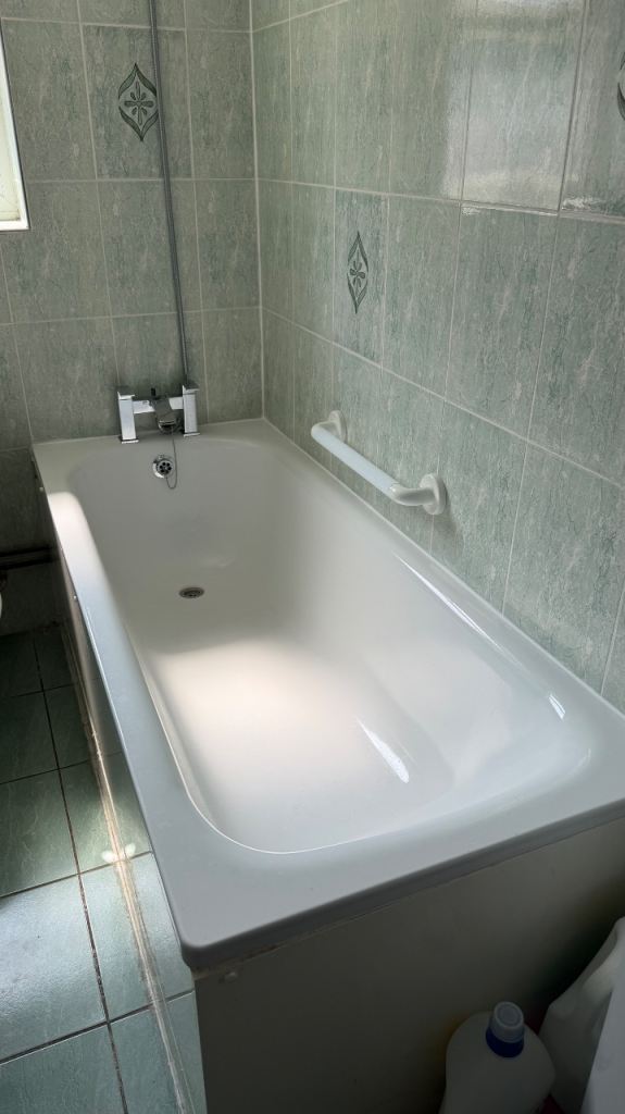 Bathtub for sale