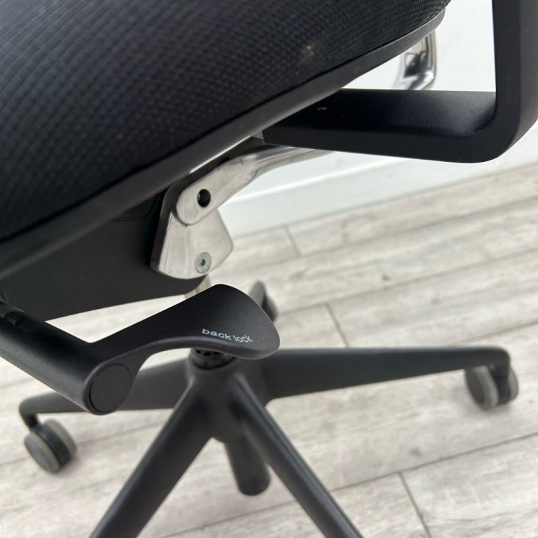 ORANGEBOX ARA TASK OFFICE CHAIR- BLACK MESH- BISHOPS STORTFORD 