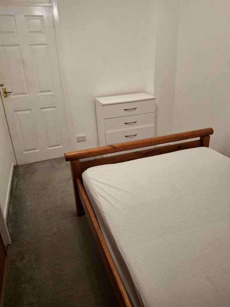 Room to rent