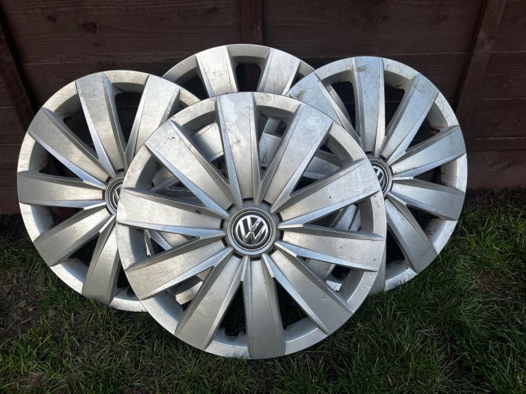 VW 16” hubcaps 