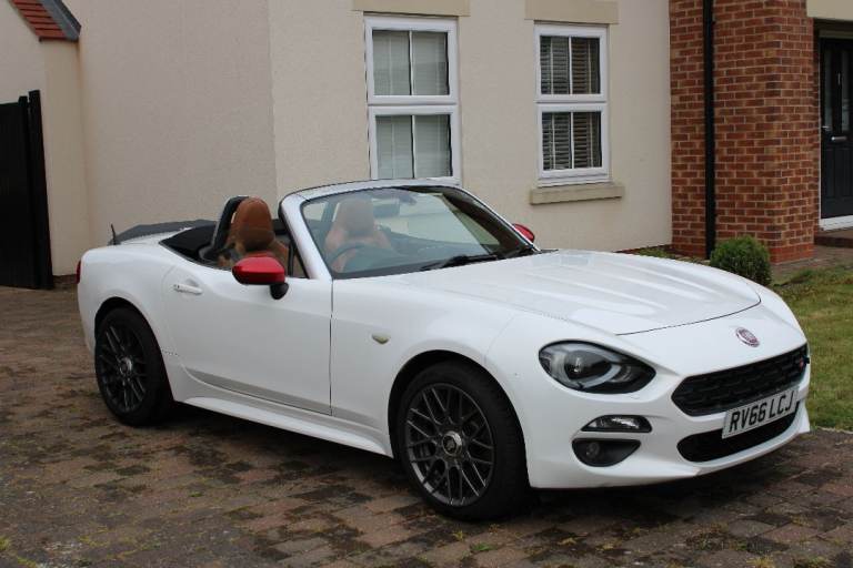 Fiat 124 Spider Lusso Plus 1.4 140bhp, 2016 Heated Leather seats Bose 17" Alloys