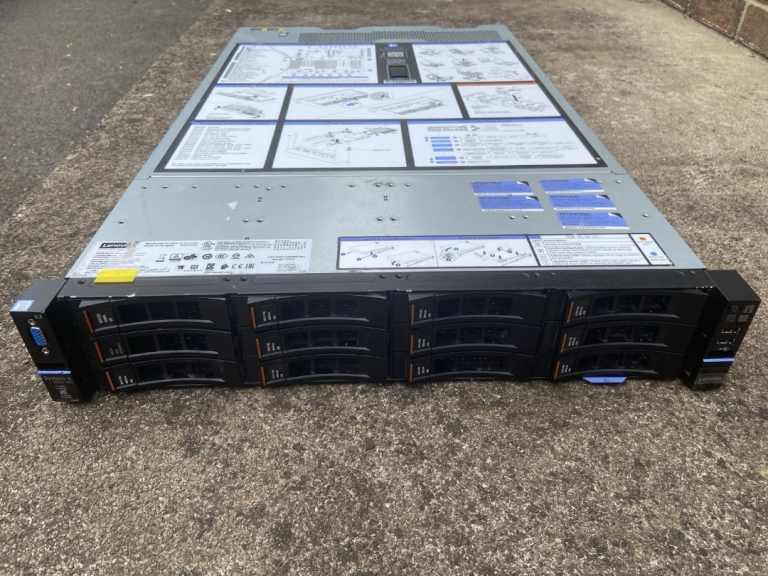 Lenovo System x3650 M5 Server - Dual Intel Xeon E5-2630