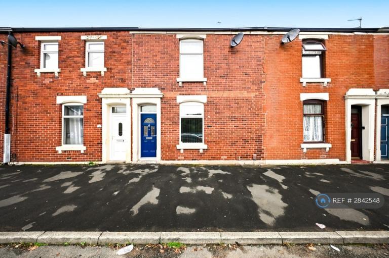2 bedroom house in Nuttall St, Blackburn, BB2 (2 bed) (#2842548)
