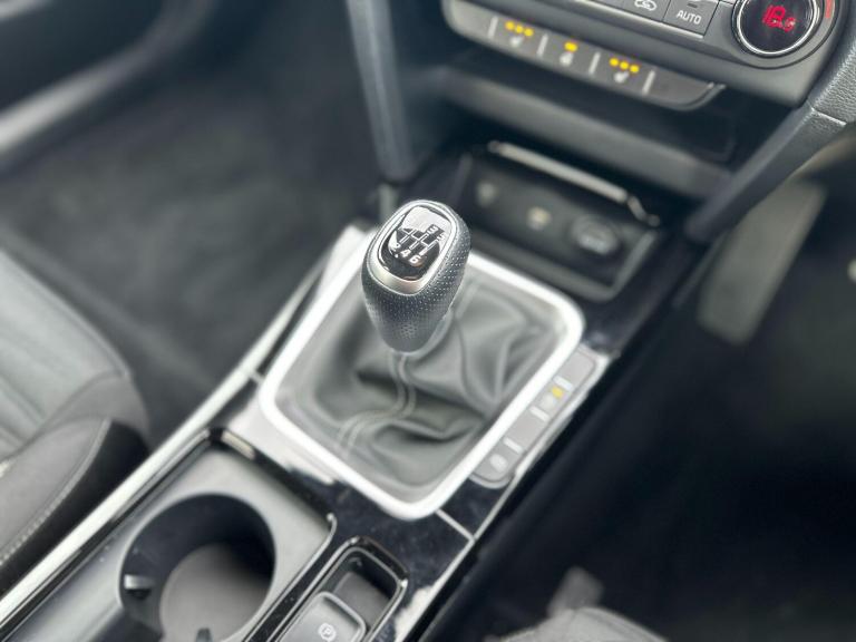 2025 Kia Ceed 1.5T GDi ISG 138 GT-Line 5dr HATCHBACK PETROL Manual