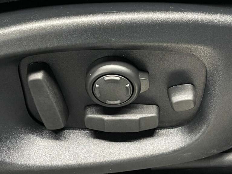 2016 Jaguar F-Pace 3.0d V6 S 5dr Auto AWD ESTATE DIESEL Automatic