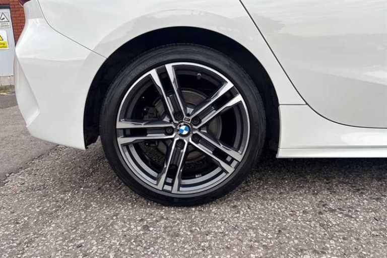 2020 BMW 1 Series 118i M Sport 5dr Step Auto HATCHBACK PETROL Automatic