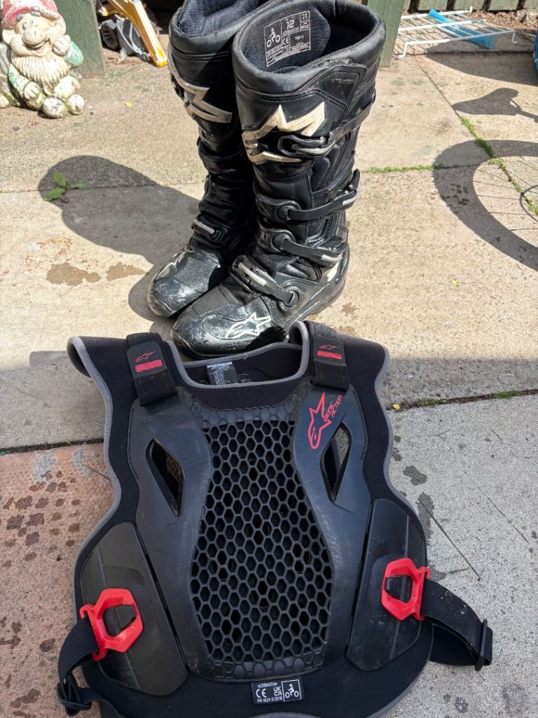 Alpinestars mx boots and body armour 