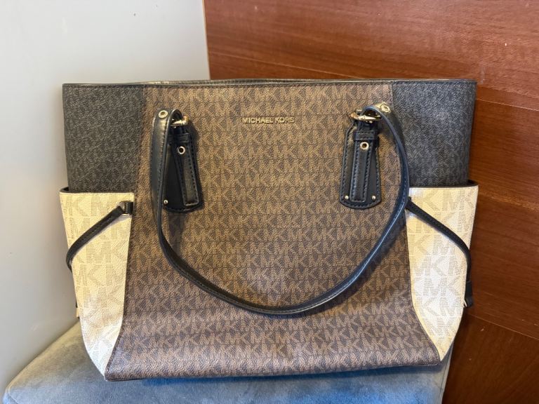 Michael Kors Large Tote Bag Brown & Vanilla Signature | Good Condition