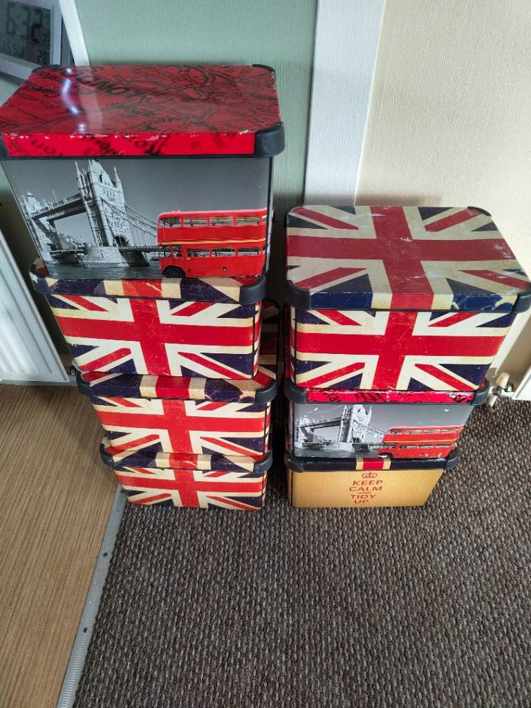 Storage boxes