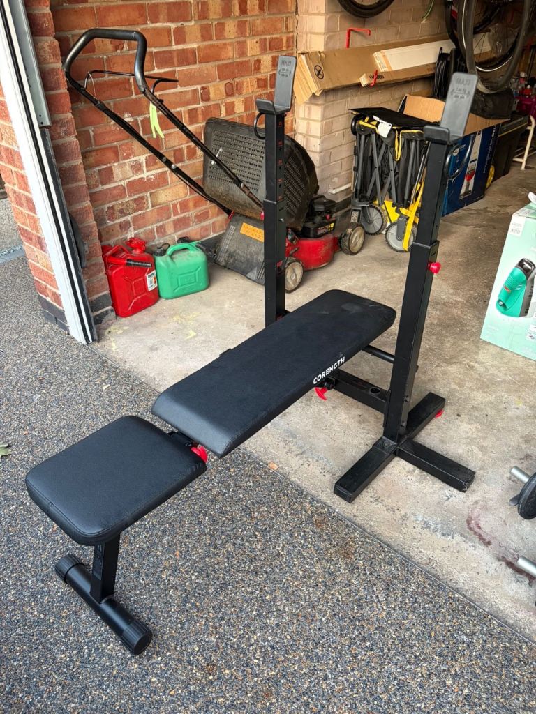Gym weights, barbell and bench - used good. Collection from Mapperly Nottingham