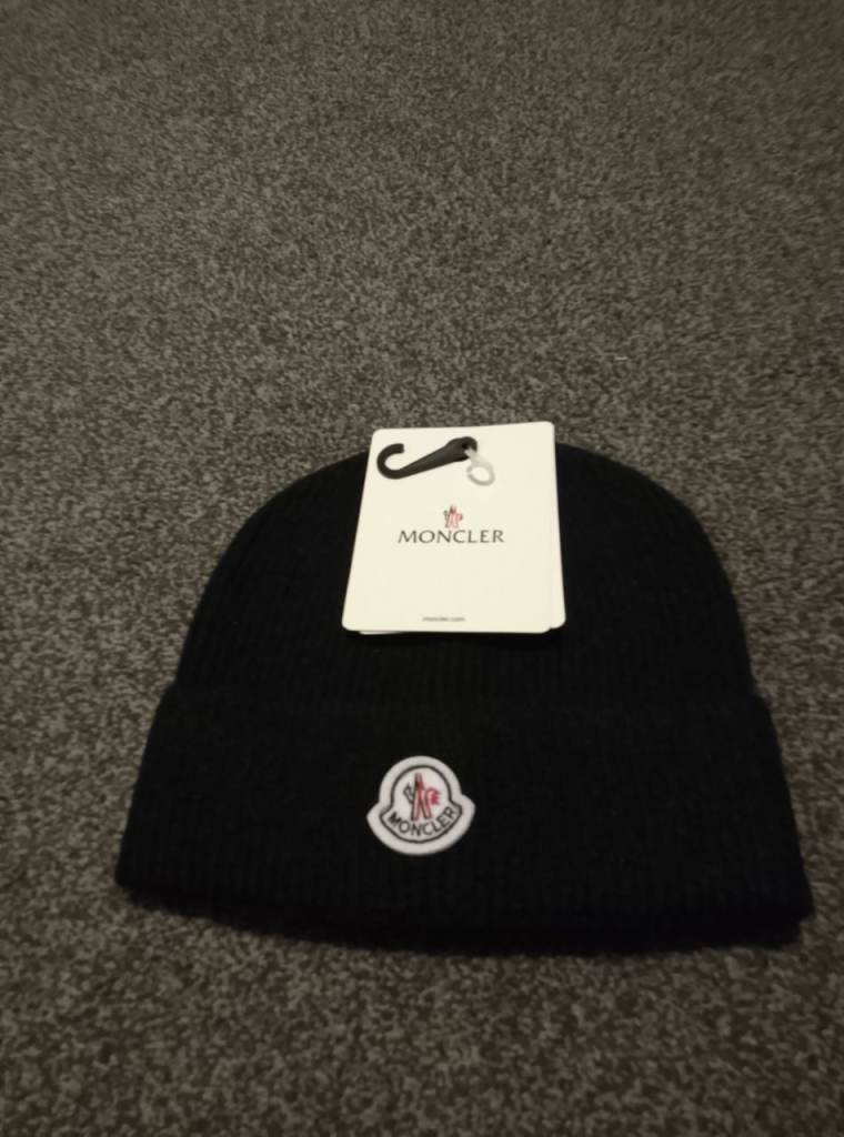 Moncler beanie