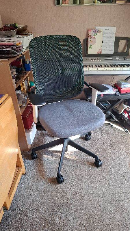 White back adjustable office chair, uplift only