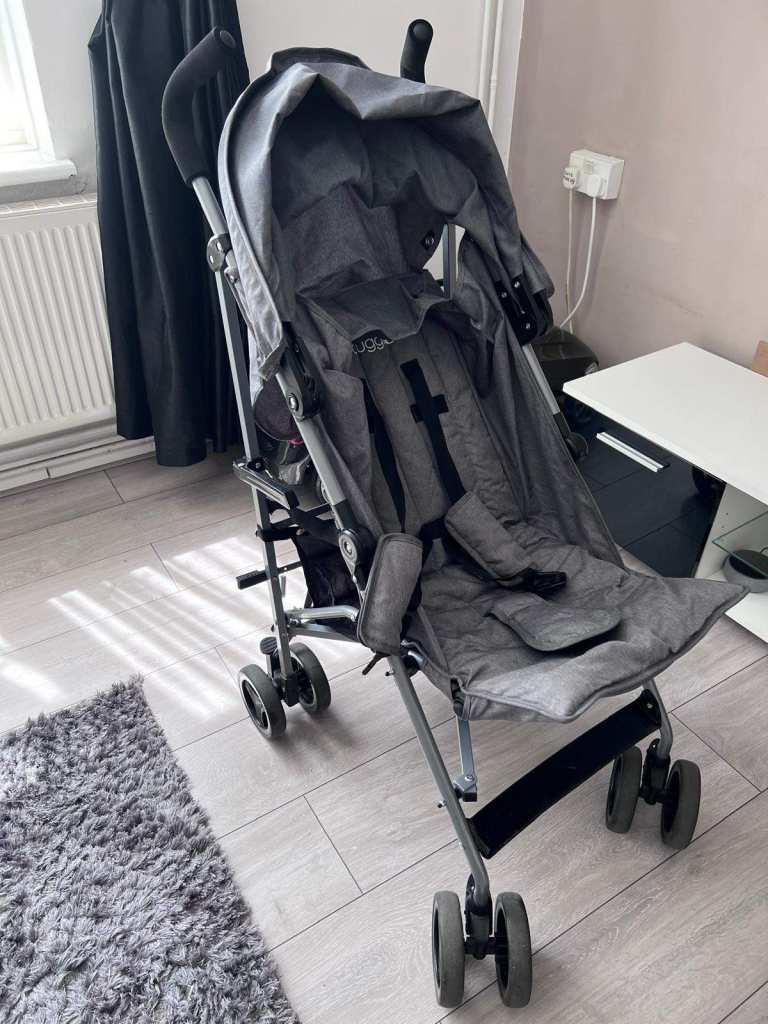 Cuggl Cedar Deluxe Pushchair