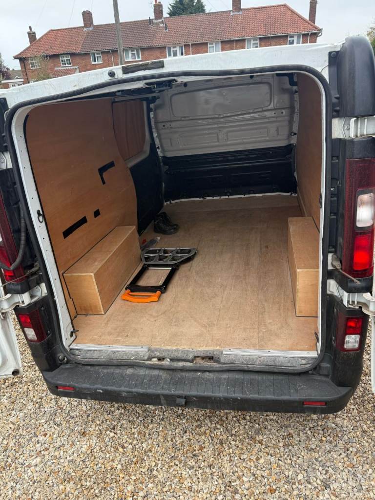 Vauxhall, VIVARO, 2016, 1598 (cc)