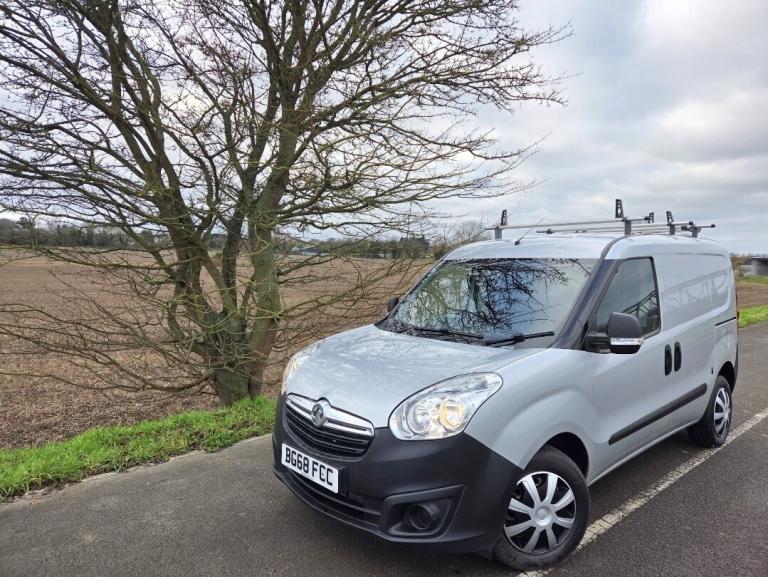 VAUXHALL COMBO 1.6 CDTi 2000 16v 2018