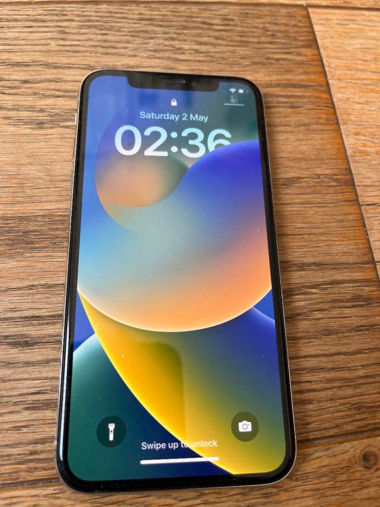 Apple iPhone X 256GB – Very Good Condition – £120