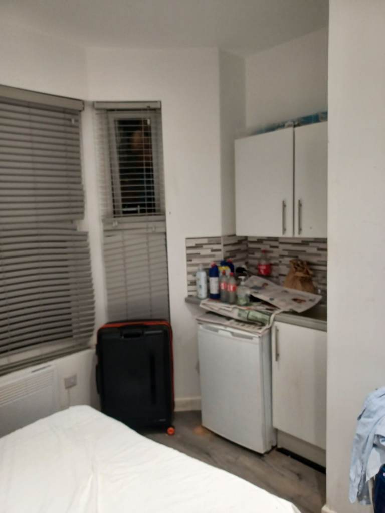 Studio Flat for Rent on short term daily basis. £35 per night