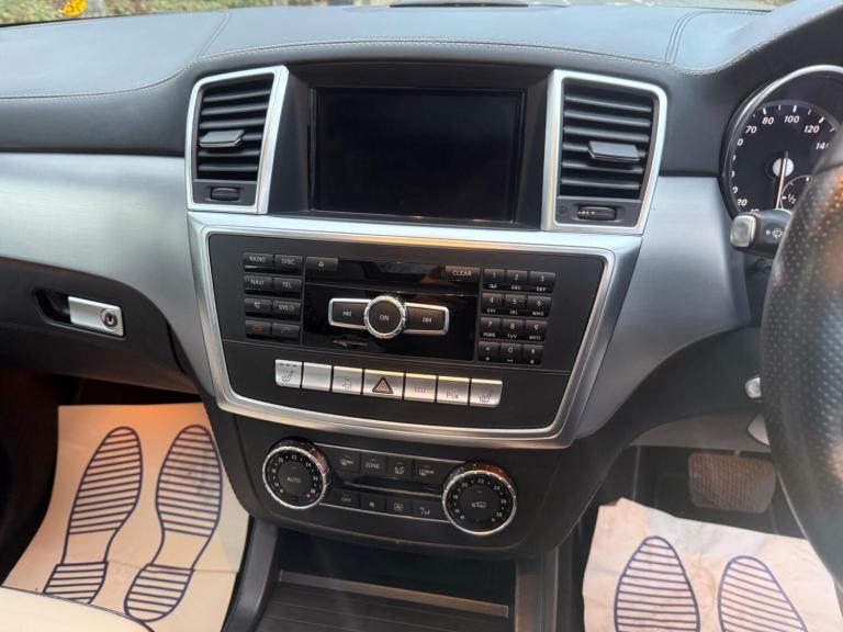 2014 Mercedes-Benz GL Class 3.0 GL350 V6 BlueTEC AMG Sport G-Tronic+ 4WD Euro 6 (s/s) 5dr ESTATE ...