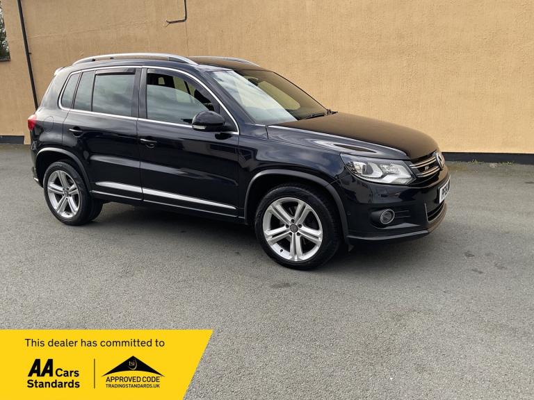 2015 Volkswagen Tiguan 2.0 TDi BlueMotion Tech R-Line 5dr 150 DSG [NAV] ESTATE Diesel Automatic