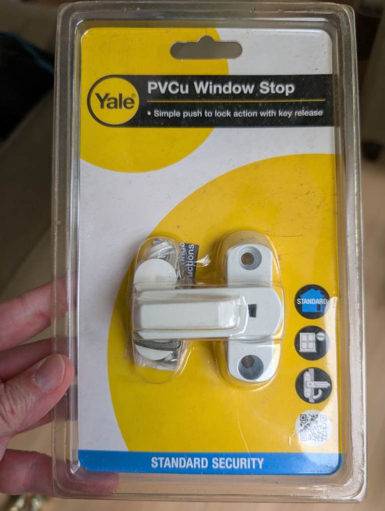 New Yale PVCu Window Stop – White – Key Locking Window Restrictor
