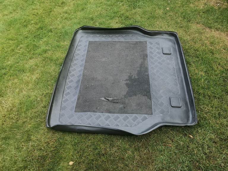 CAR BOOT MATT
