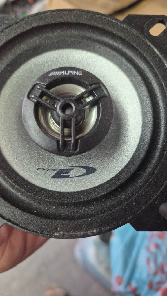 Alpine sxe-1025s speakers
