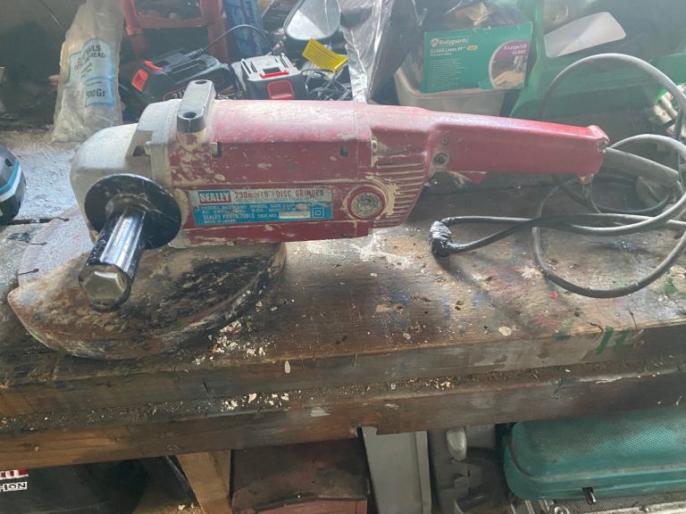 Sealey MG-930D 230mm (9") Disc Grinder – Heavy Duty