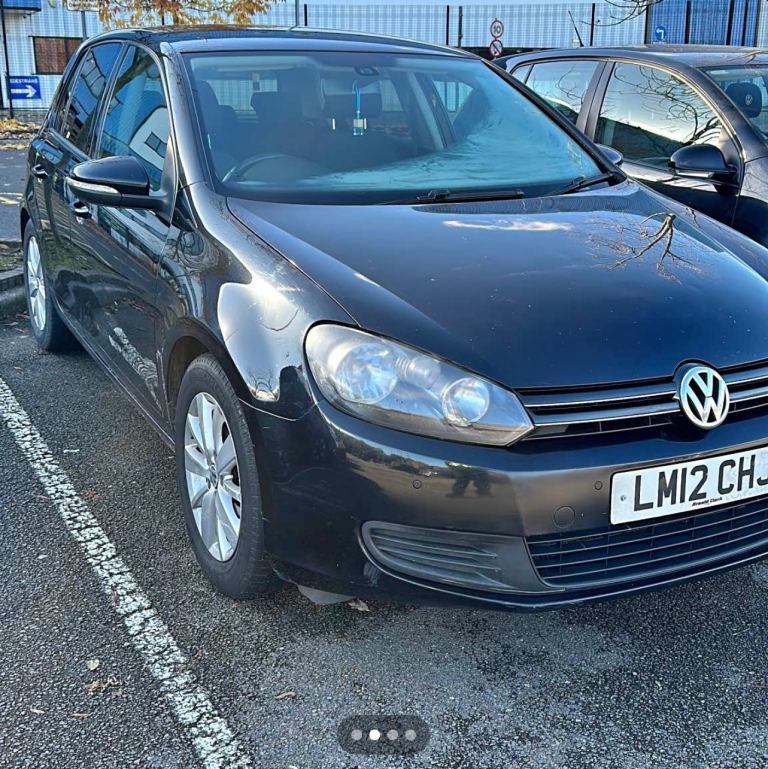 VOLKSWAGEN GOLF 2012 1.6 DIESEL AUTOMATIC BLACK BREAKING ALL PARTS AVAILABLE 