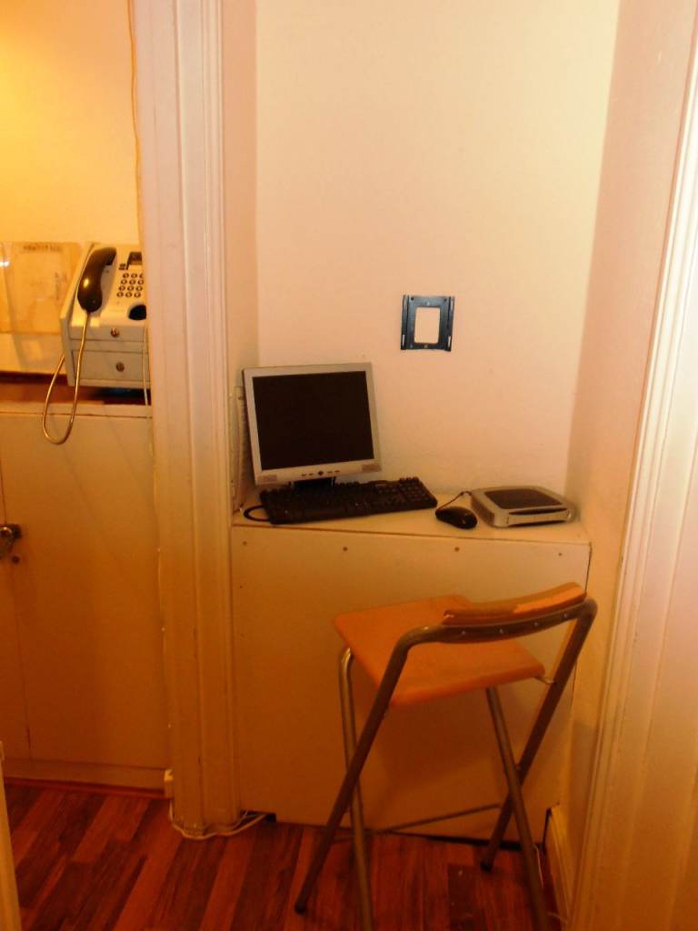 A spacious and bright room to rent in Cricklewood on Chichele Road