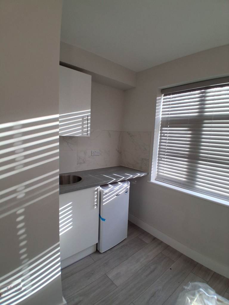 Lovely studio in Ealing.