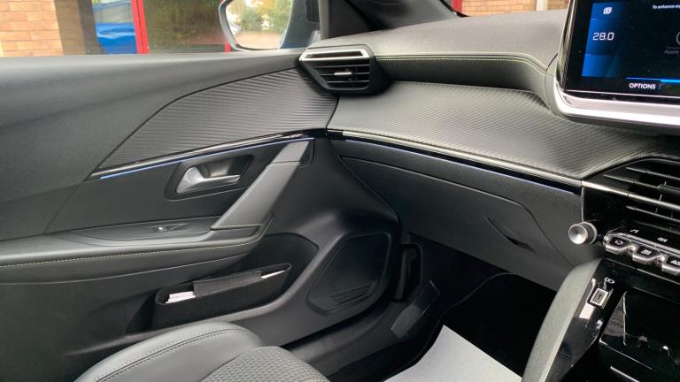 2023 Peugeot 208 1.2 PureTech 100 GT 5dr EAT8 Petrol Hatchback Hatchback Petrol Automatic