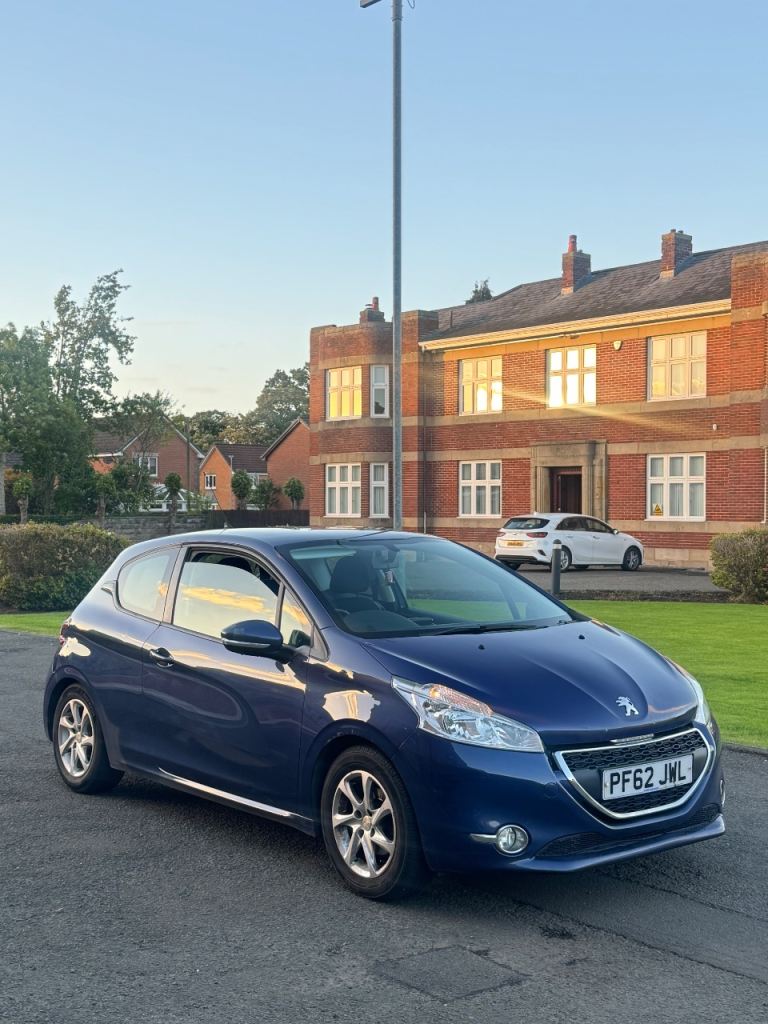 Peugeot 208 1.0 Petrol 2013 ..ULEZ / LEZ