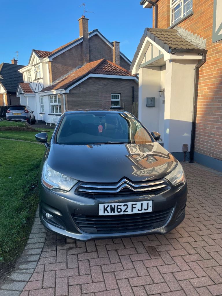 Citroen, C4, Hatchback, 2013, Manual, 1560 (cc), 5 doors