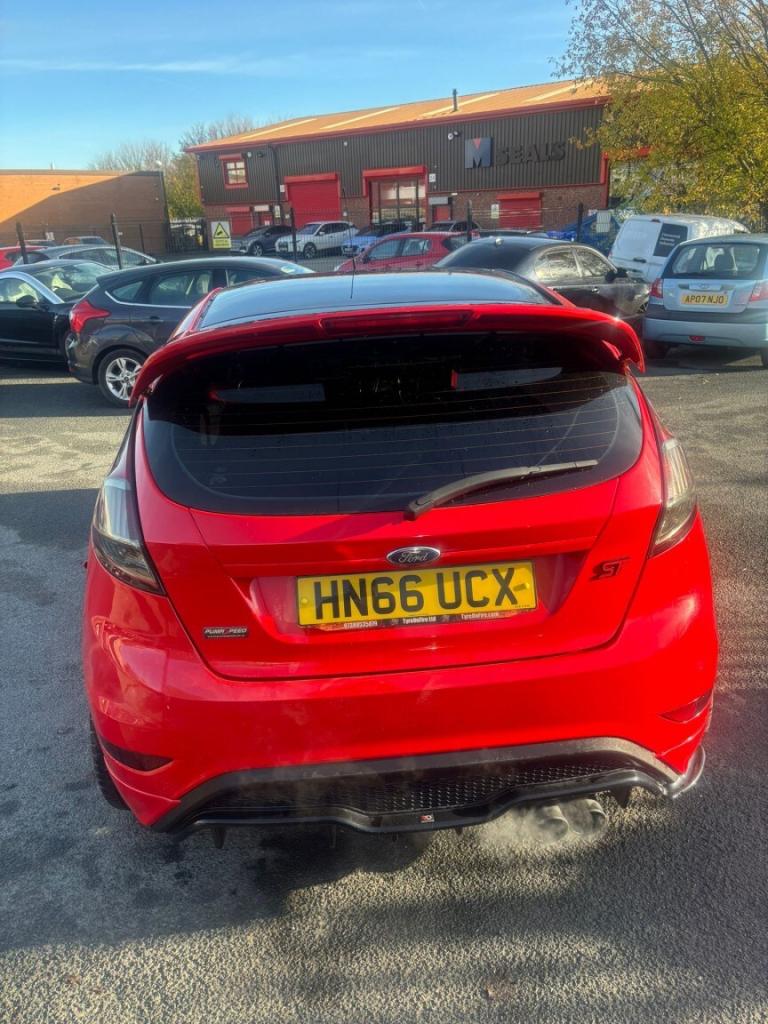 FORD FIESTA 1.0 T EcoBoost ST-Line 2016