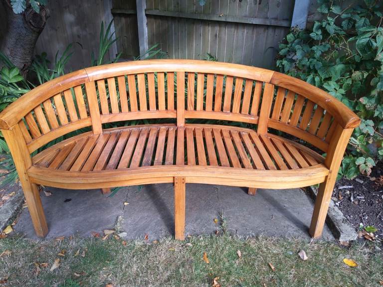 Teak banana bench 