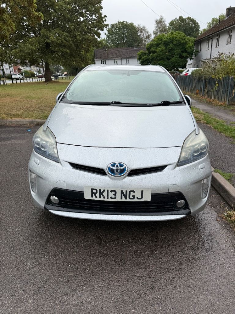 Toyota, PRIUS, 2013 PLUG-IN HYBRID