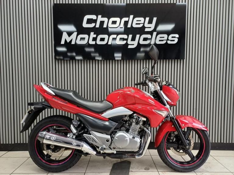 SUZUKI GW250 INAZUMA   SUPERB CONDITION   14653 MILES    3 OWNERS    DELIVERY