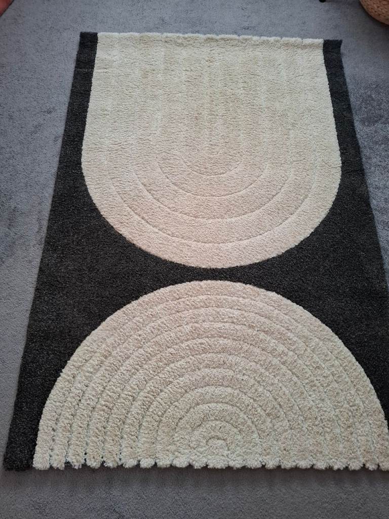 Rug 175 x 120cm