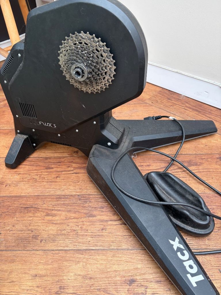 Tacx Flux S Smart Trainer – Good Condition