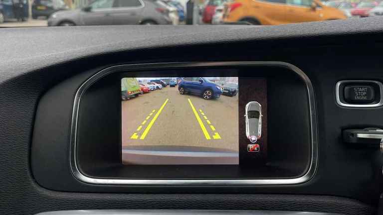 2017 Volvo V40 2.0 D3 R-Design Pro Hatchback