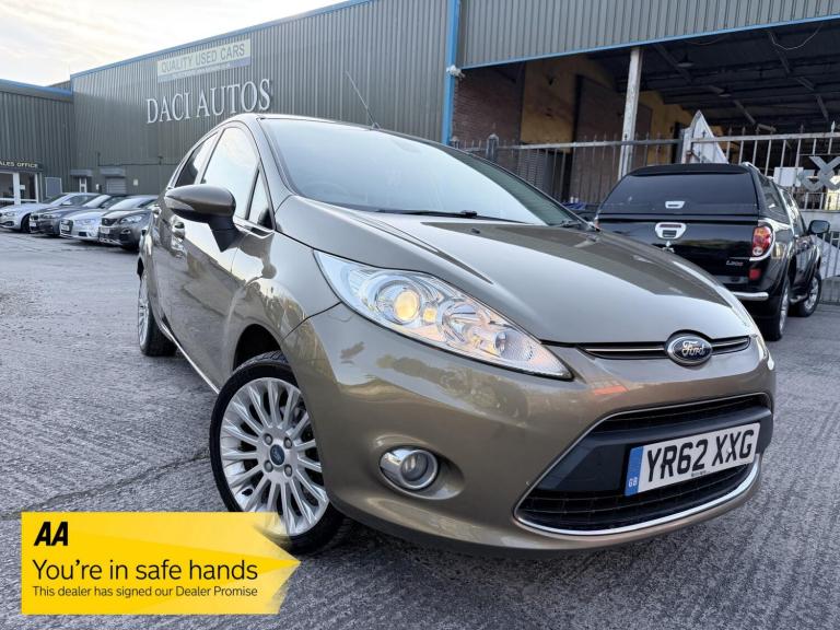 2012 Ford Fiesta 1.4 Titanium Hatchback 5dr Petrol Automatic (149 g/km, 94 bhp) Hatchback Petrol ...