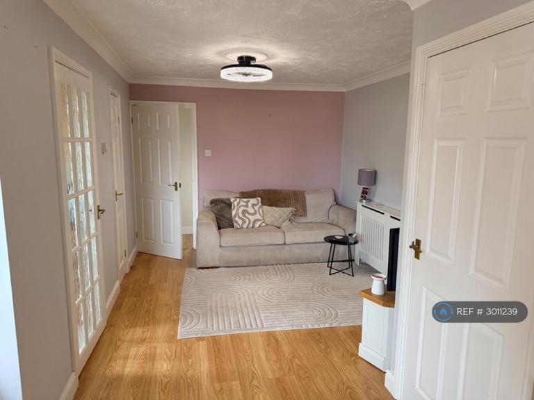 2 bedroom flat in Edenthorpe, Doncaster, DN3 (2 bed) (#3011239)