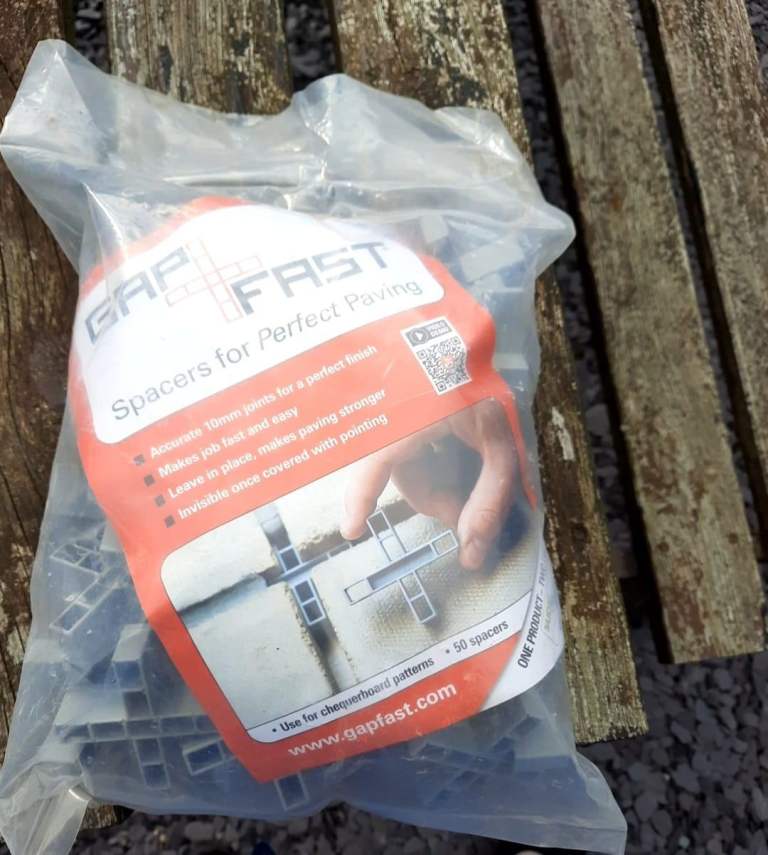 Gap First unopened bag of paving spacers