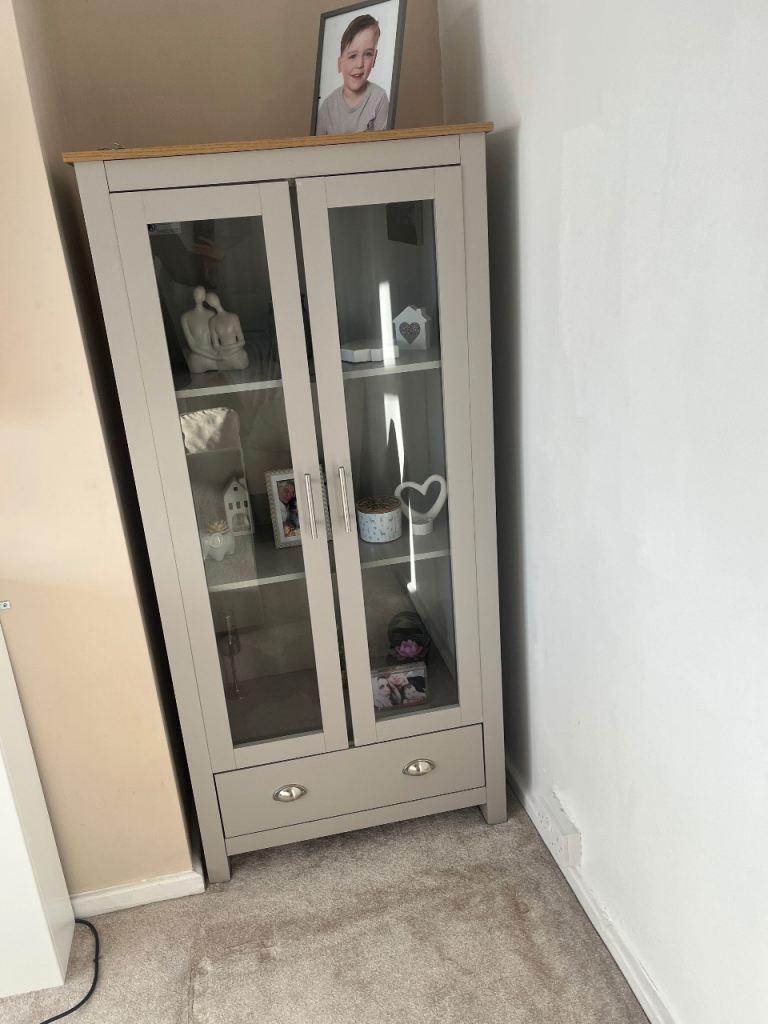 Living room cabinet 