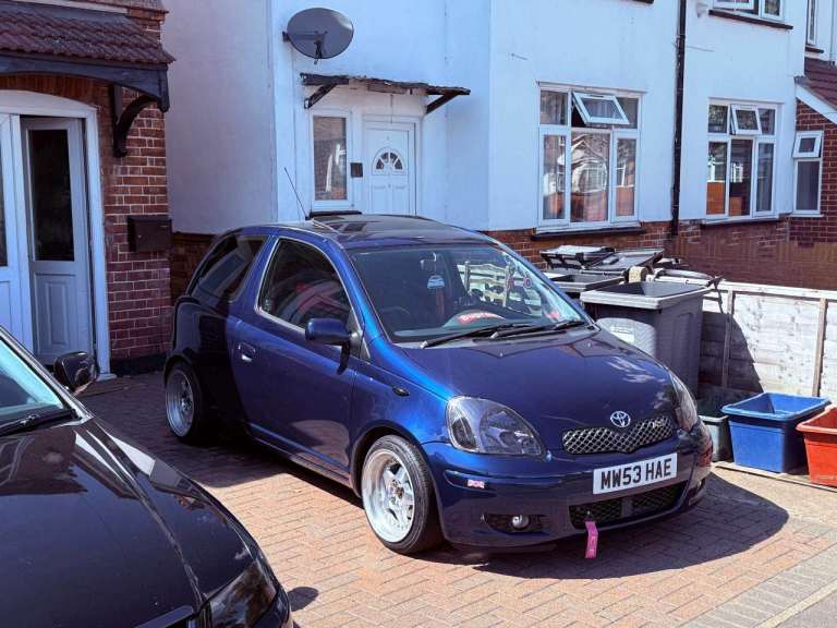 Toyota, YARIS, Hatchback, 2004, Manual, 1298 (cc), 3 doors