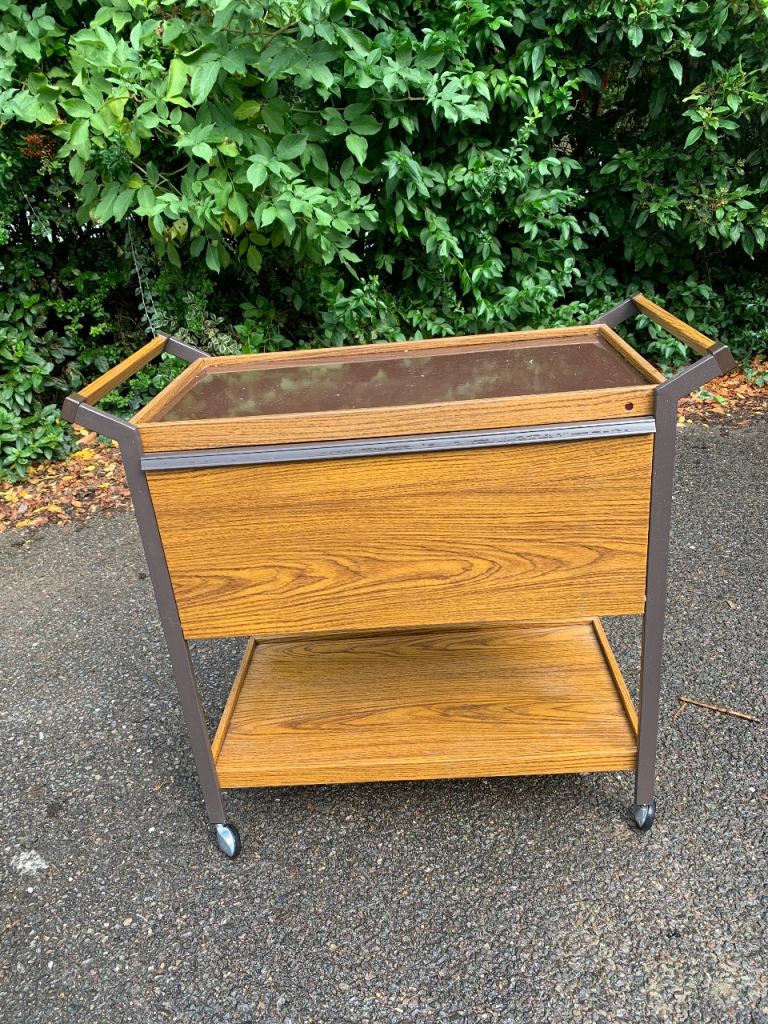 Hostess trolley 