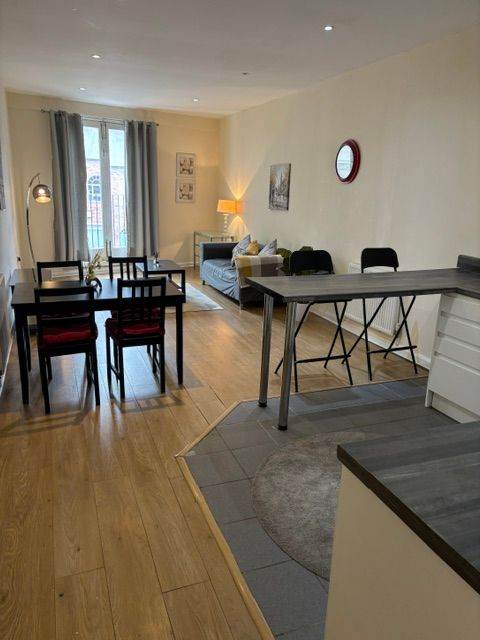 Beautiful light and airy one bedroom Apartment in Derby City Centre DE1 1NN